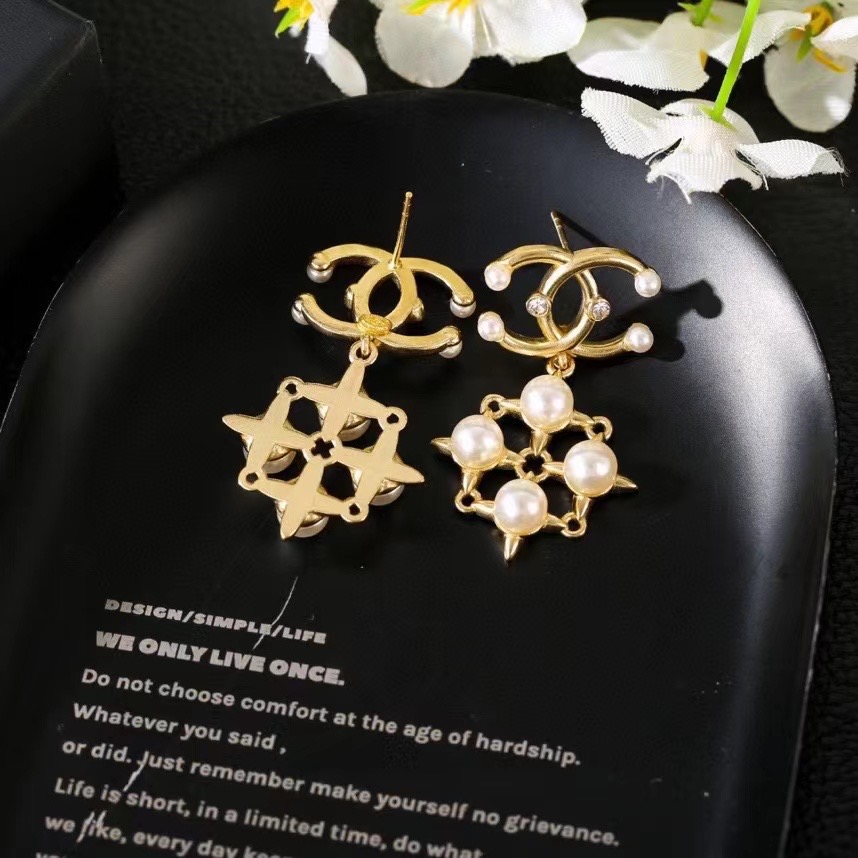 Chanel Earrings CE14185