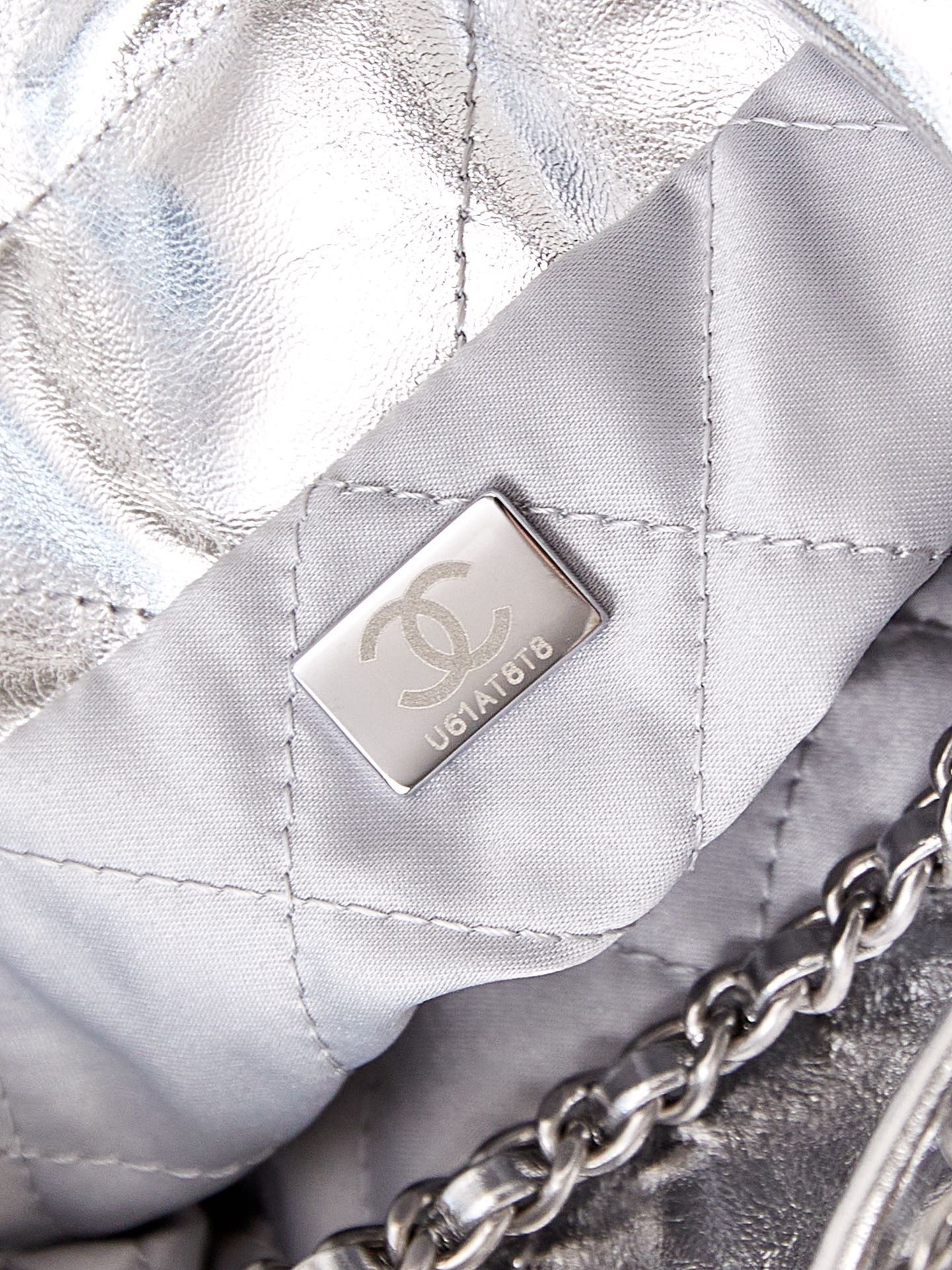 CHANEL 22 MINI HANDBAG AS3980 Silver