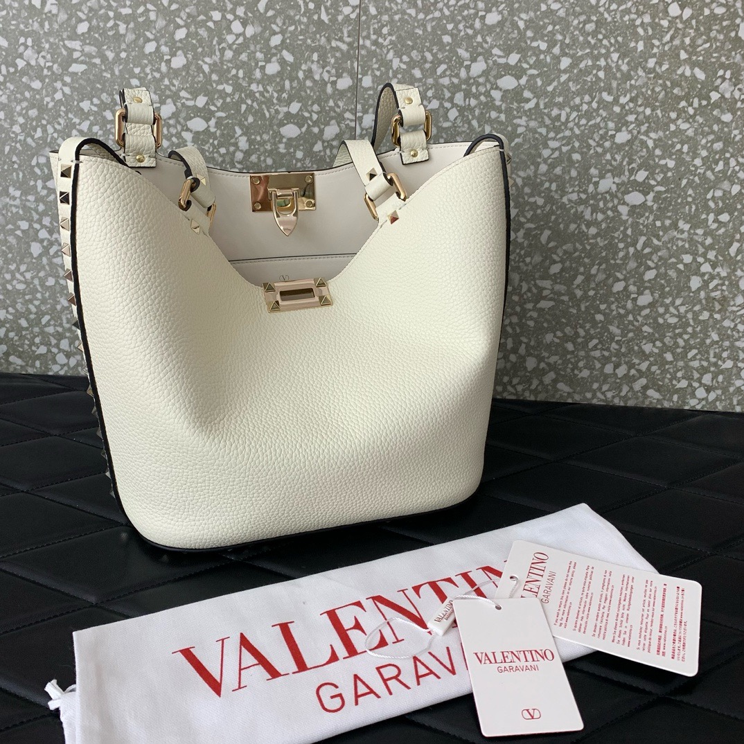 VALENTINO GARAVANI Loco Calf leather bag 0055 white