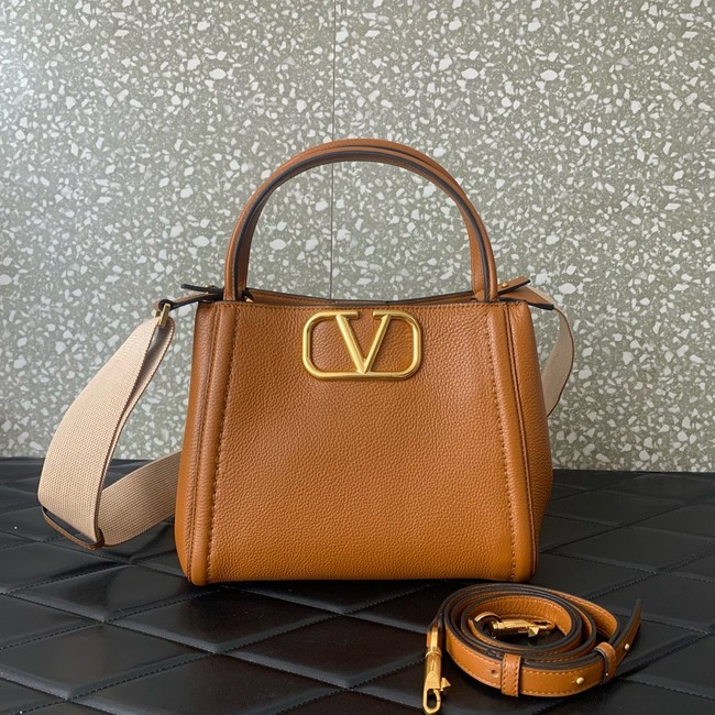 VALENTINO Alltime medium grain calfskin bag B0Q18 brown