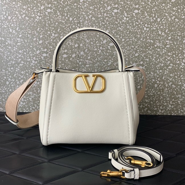 VALENTINO Alltime medium grain calfskin bag B0Q18 white