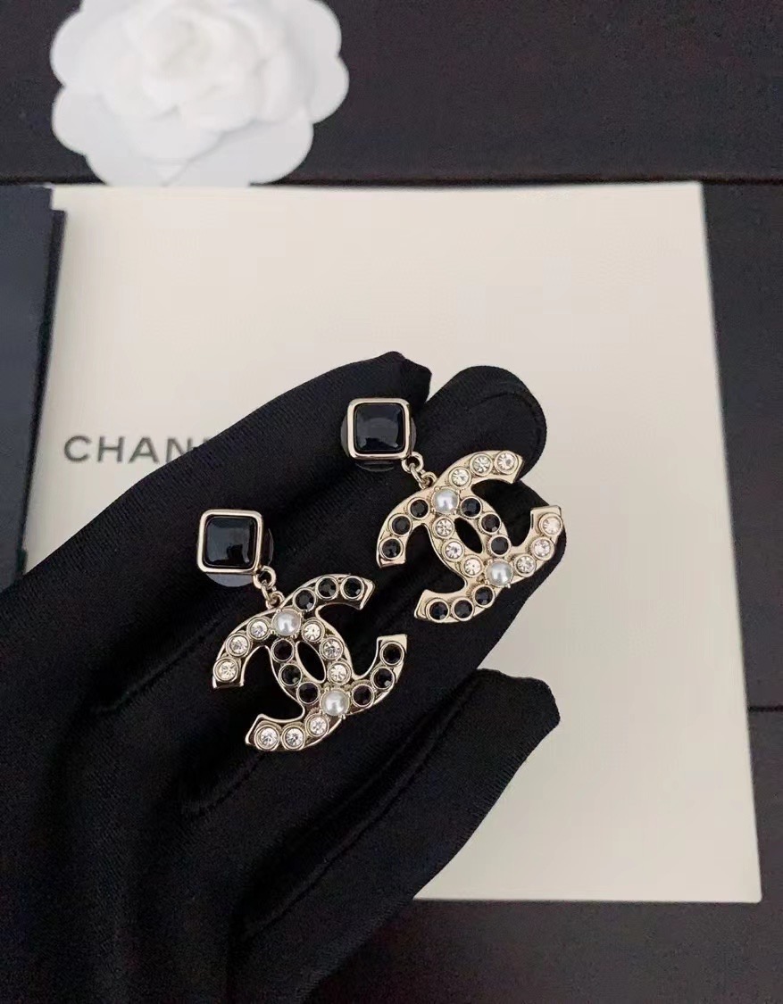 Chanel Earrings CE14219