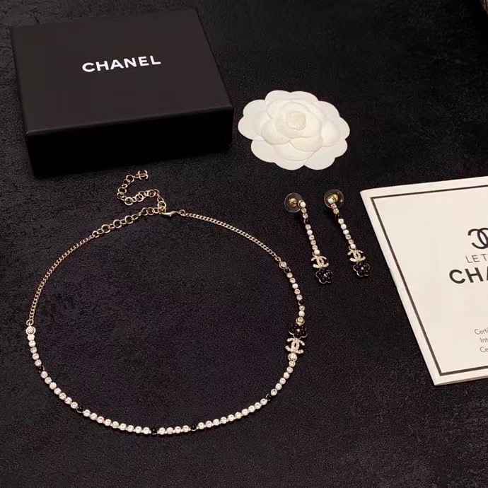 Chanel NECKLACE CE14260