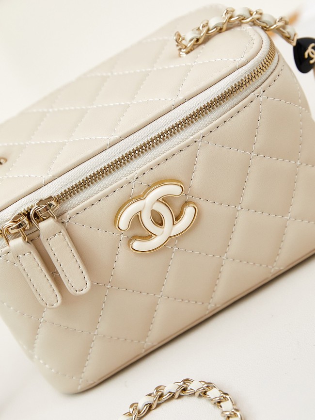 CHANEL MINI CLUTCH WITH CHAIN AP3231 Beige