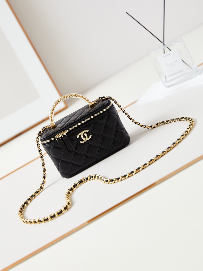 CHANEL MINI CLUTCH WITH CHAIN AP3820 black