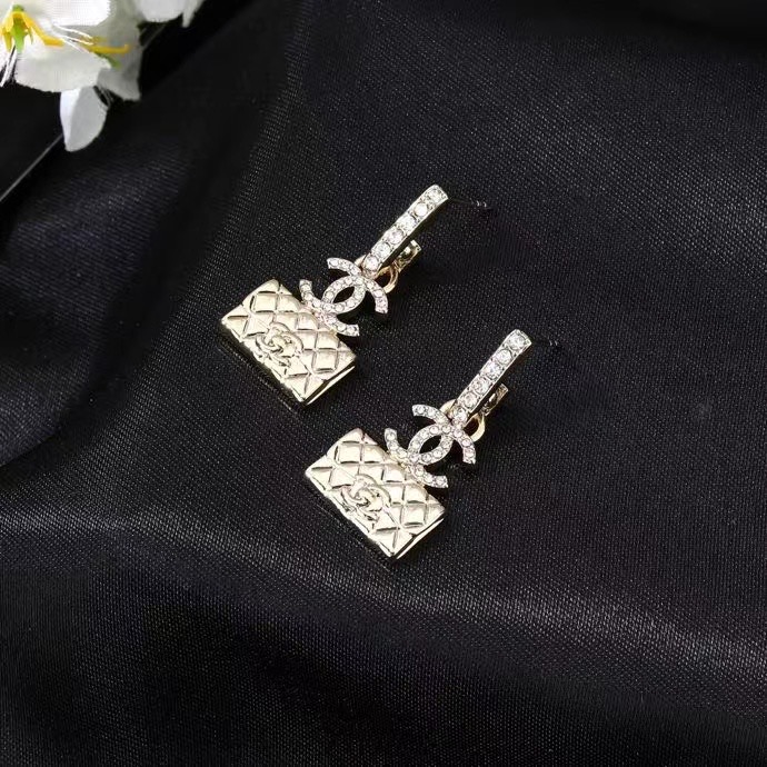 Chanel Earrings CE14287