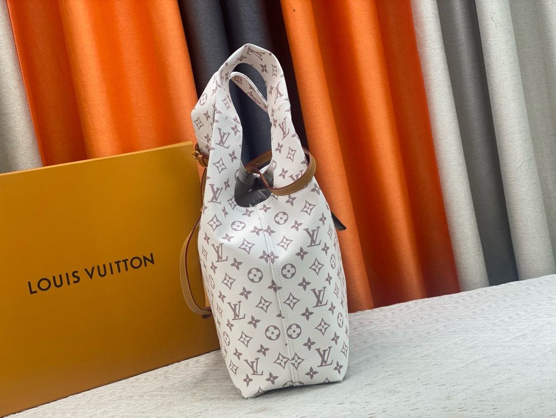 Louis Vuitton Monogram Canvas Atlantis GM Bag M46816 OR M46817 White