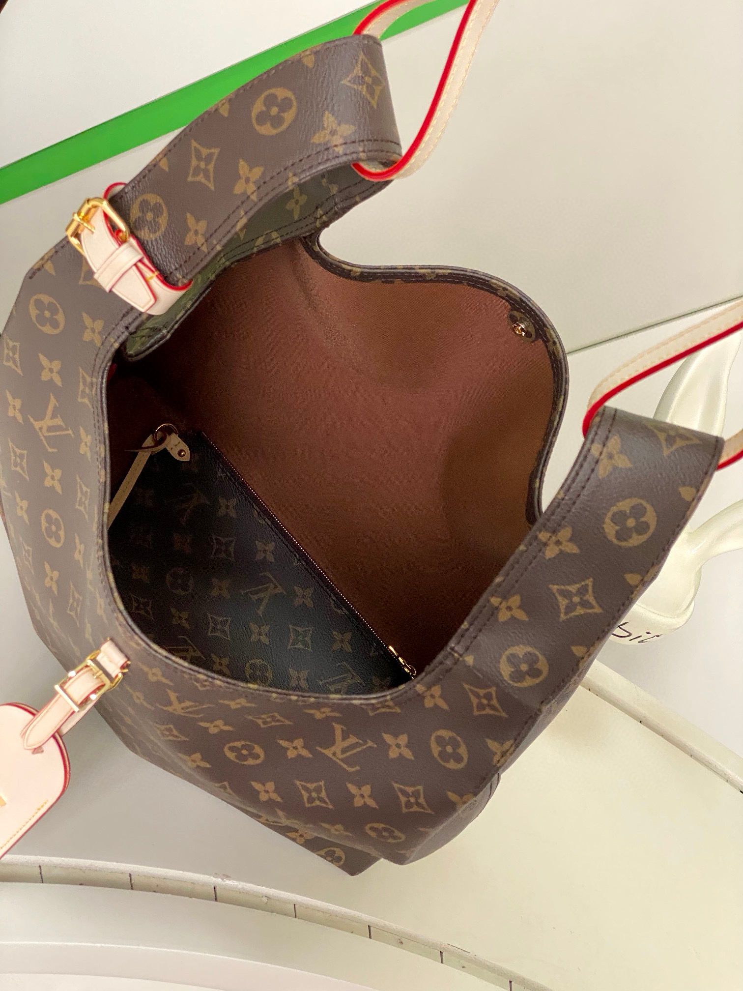 Louis Vuitton Monogram Canvas Atlantis GM Bag M46816 OR M46817 Dark Brown