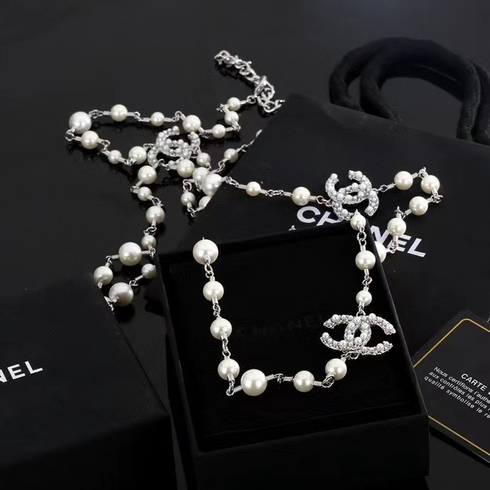 Chanel NECKLACE CE14415