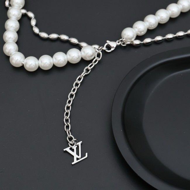 Louis Vuitton NECKLACE CE14469