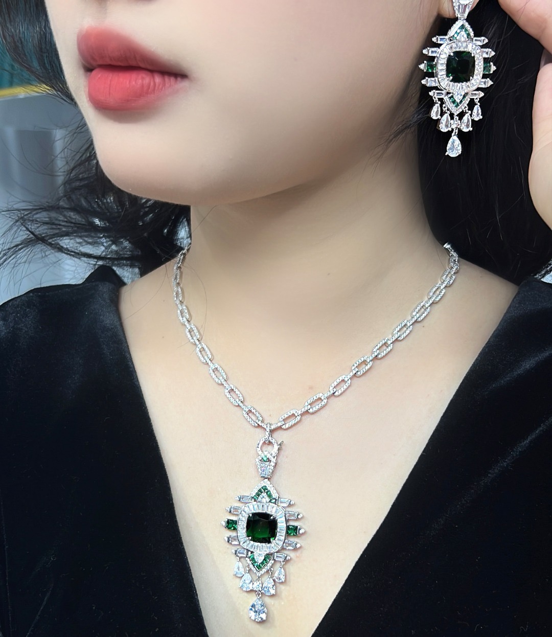 BVLGARI NECKLACE&Earrings CE14479