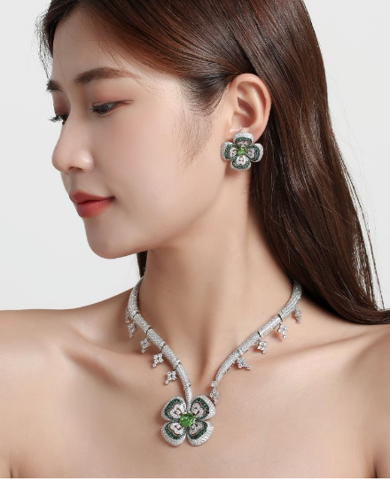 BVLGARI NECKLACE&Earrings CE14529