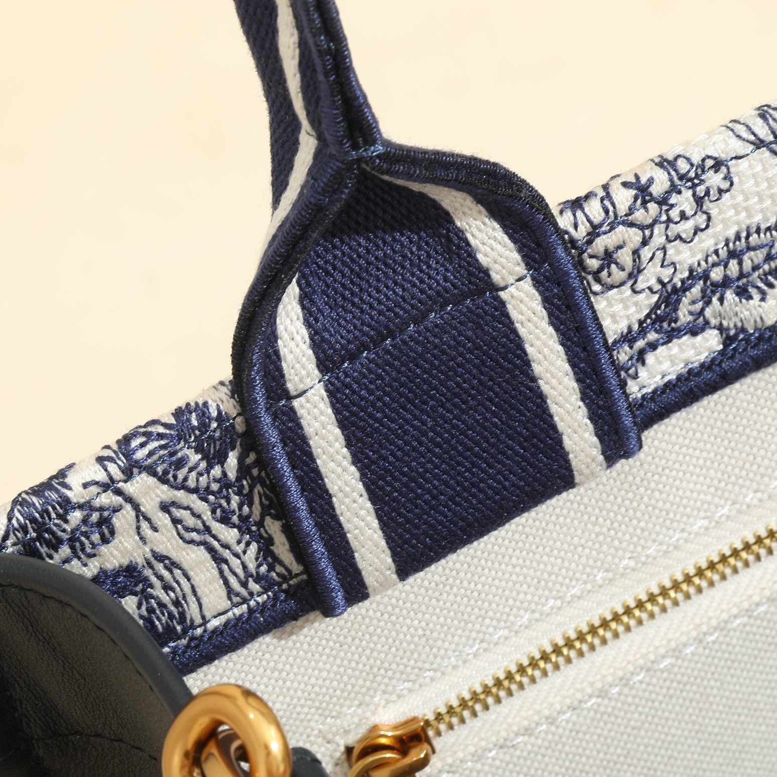 Small Dior Book Tote White and Navy Blue Toile de Jouy Sauvage Embroidery with Navy Blue Calfskin M1325CET