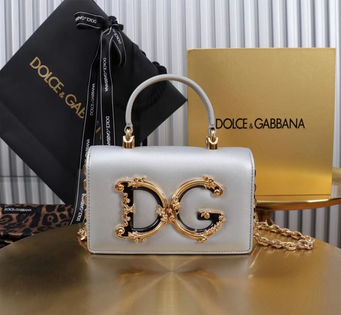 Dolce & Gabbana leather Shoulder Bag G6504 silver