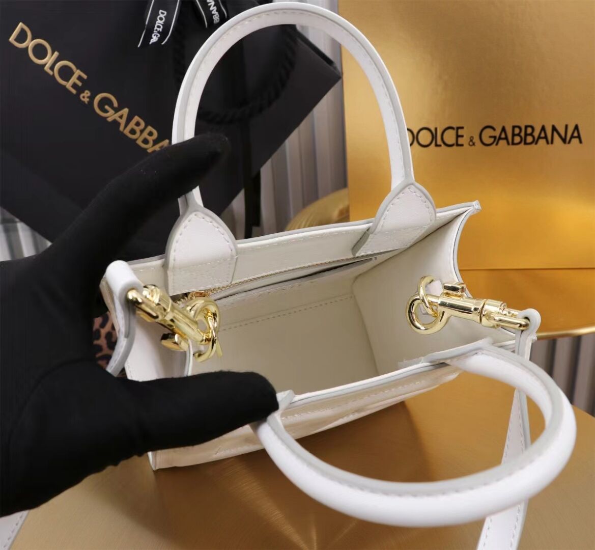 Dolce & Gabbana leather Shoulder Bag G6507 white