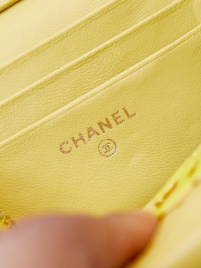 CHANEL MINI CLUTCH WITH TOP HANDLE AP3940 yellow