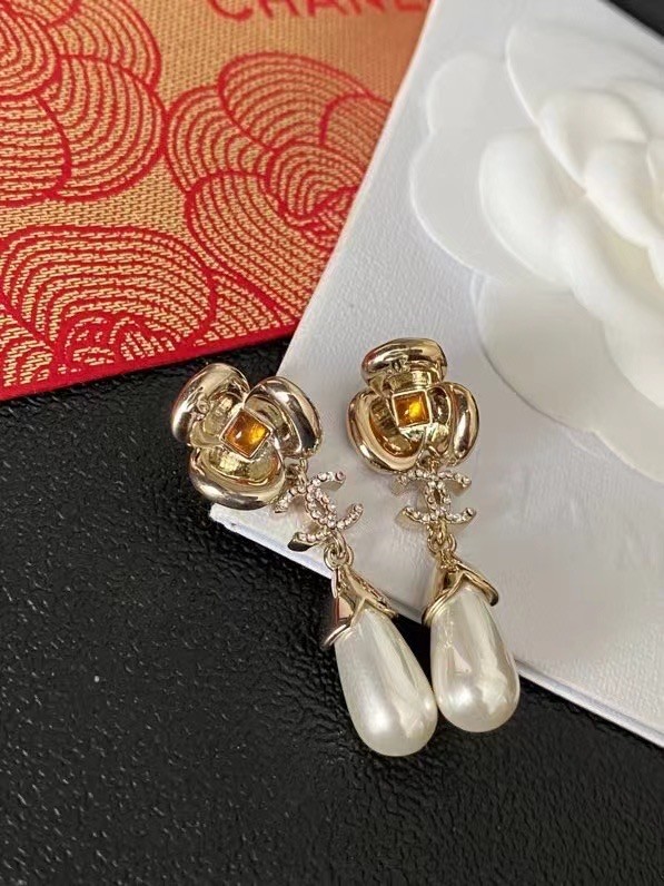 Chanel Earrings CE14650