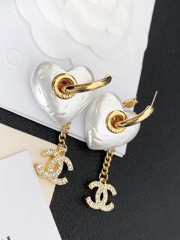 Chanel Earrings CE14664