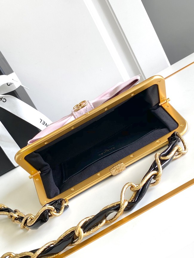 Chanel 24A CLUTCH WITH CHAIN AP4027 black&pink