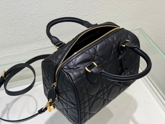 Dior Groove 25 Bag Black Macrocannage Calfskin M1365UB