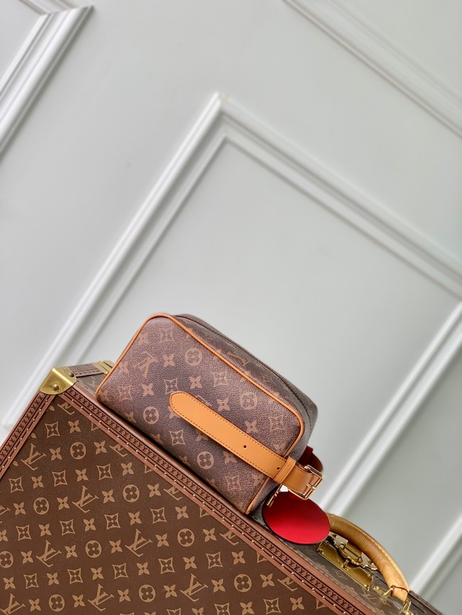 Louis Vuitton NEW Locker Dopp Kit M11765