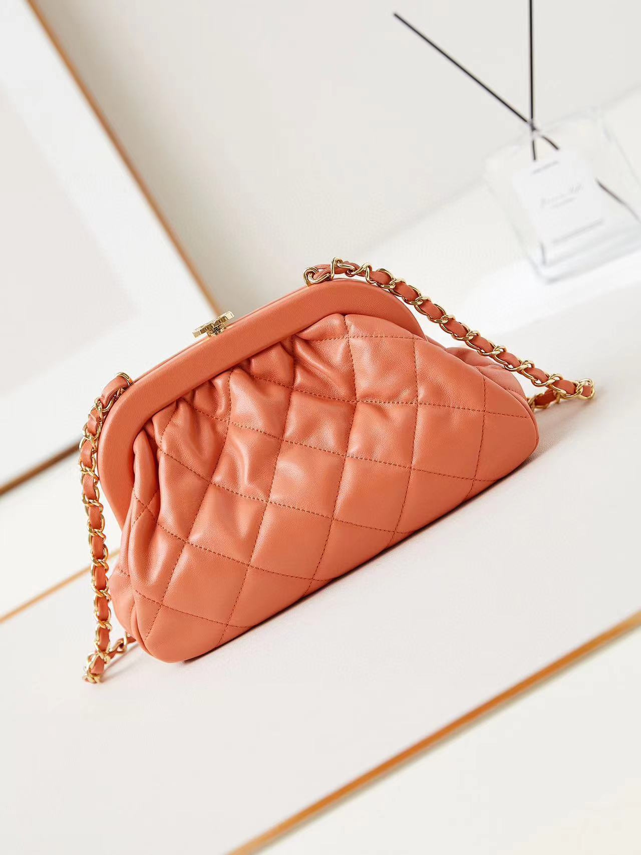 Chanel 24A CLUTCH WITH CHAIN AP1940 orange