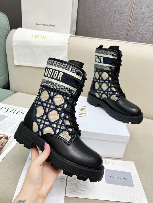 Dior D-Major Ankle Boot Black Calfskin with Deep Blue and Beige Embroidered Cannage Cotton KCI976C