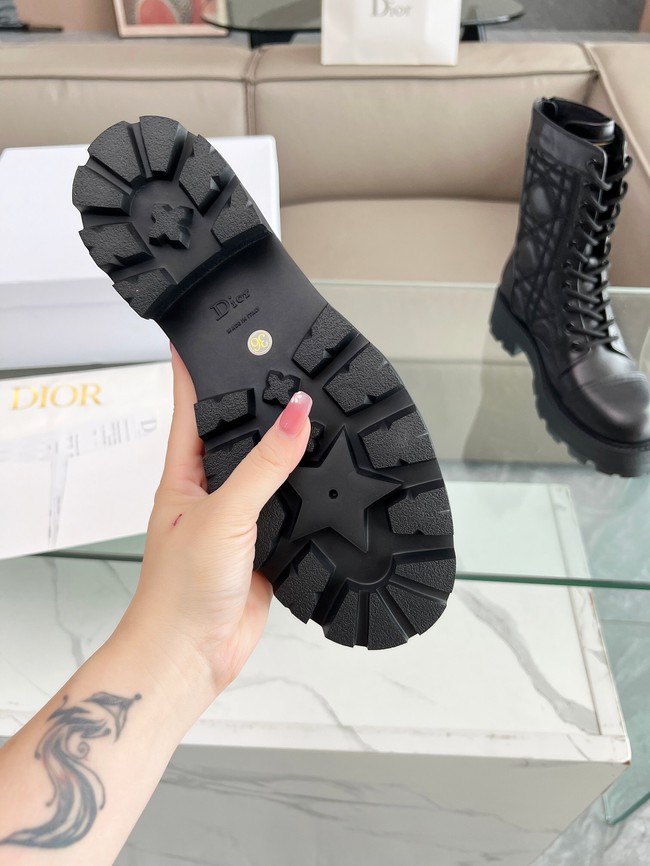 Dior D-Unit Ankle Boot Black Quilted Cannage Calfskin KCI995C-2