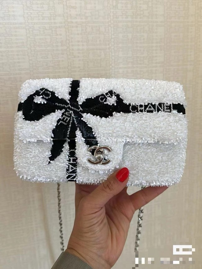 Chanel EVENING BAG Sequins & Gold-Tone Metal AS4561 White&black