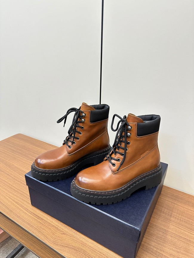 Prada Leather Chelsea boots 11288-3