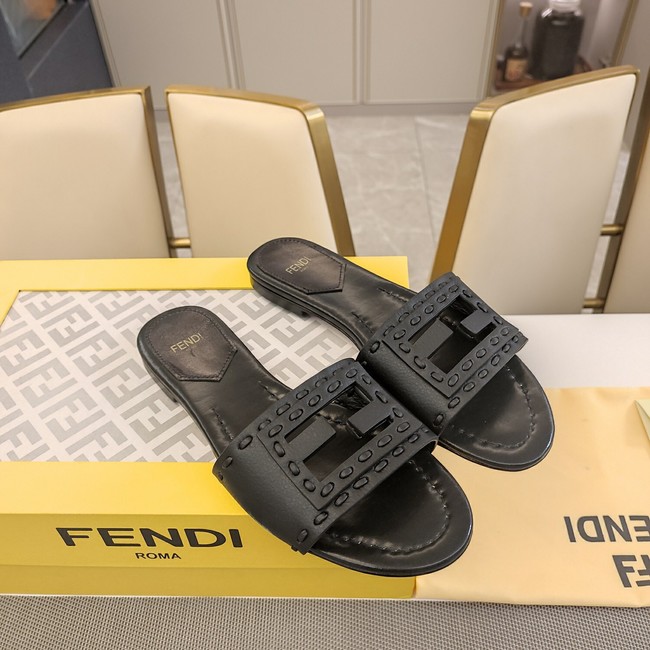 Fendi Slippers 11295-4