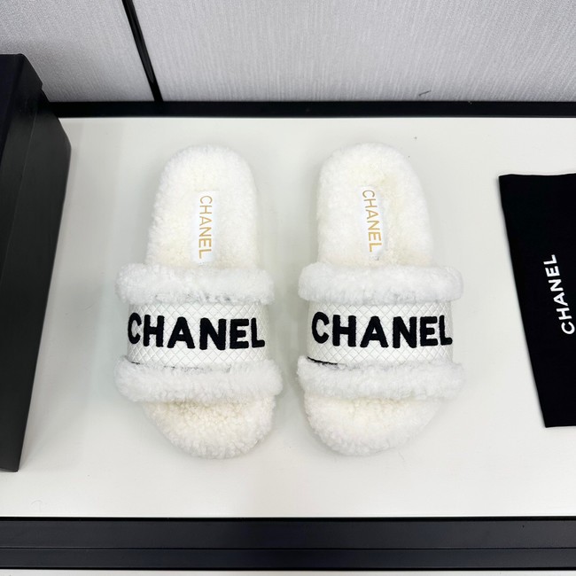 Chanel Slippers 55204-4