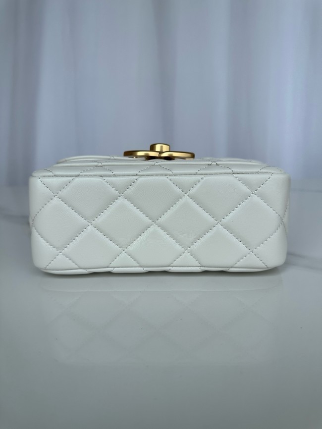 CHANEL MINI FLAP BAG AS5026 white