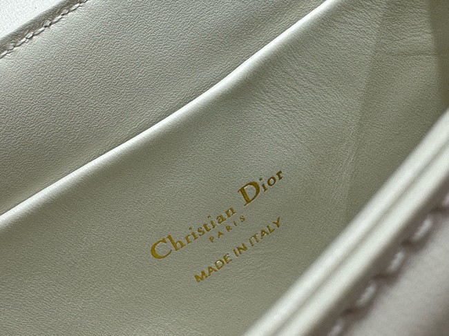 Dior Medium 30 Montaigne Avenue Top Handle Bag Ribbed Calfskin M9371UN Latte Ribbed