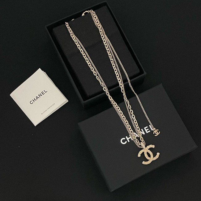 Chanel necklace CE15054