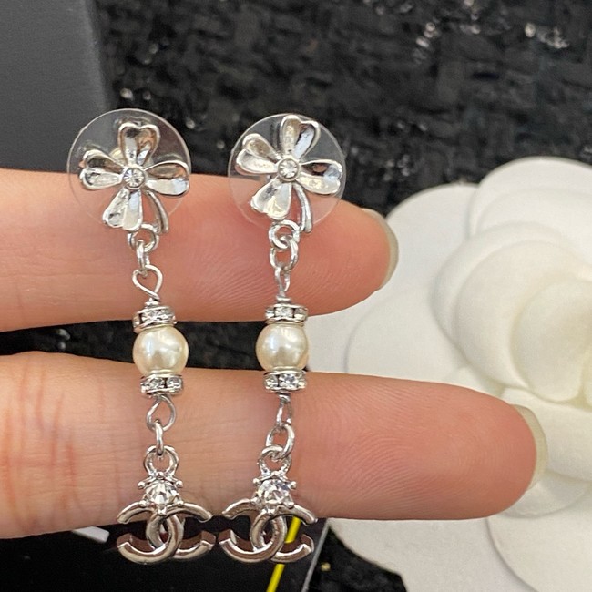 Chanel Earrings CE15111