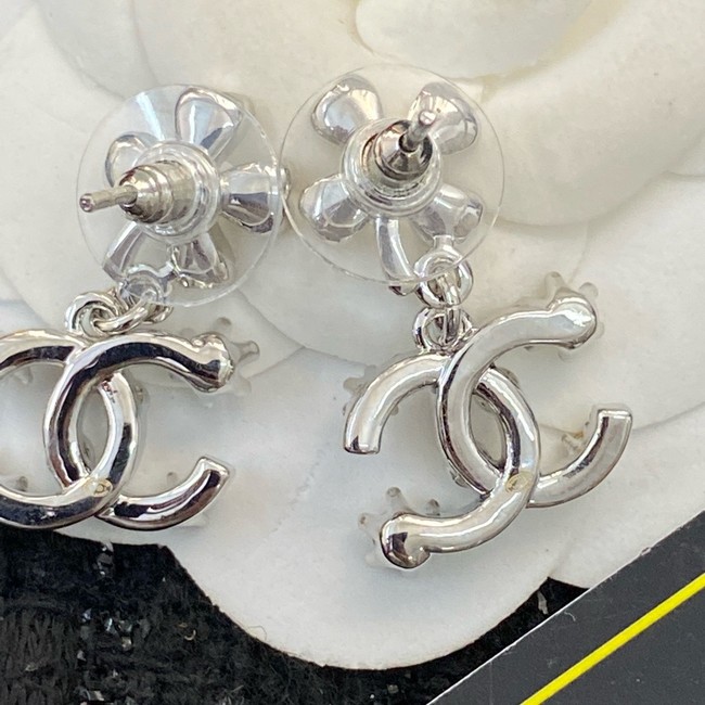 Chanel Earrings CE15114