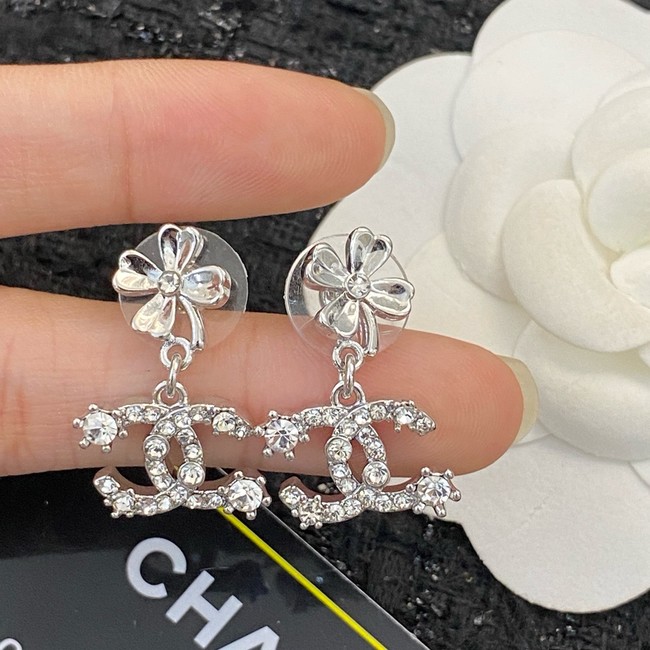 Chanel Earrings CE15114