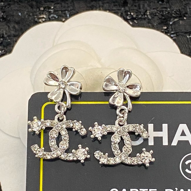 Chanel Earrings CE15114