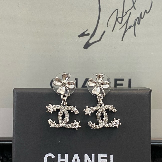 Chanel Earrings CE15114