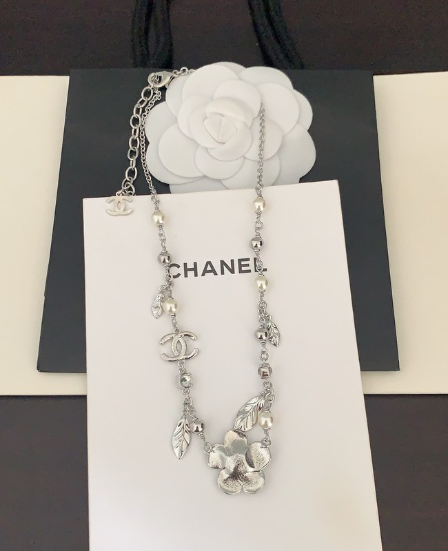 Chanel necklace CE15183