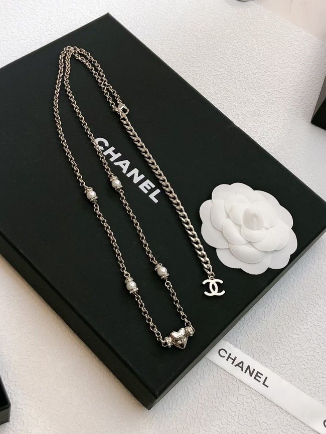 Chanel necklace CE15213