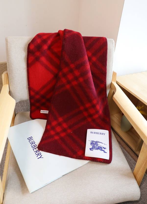 Burberry Scarf BBC00175