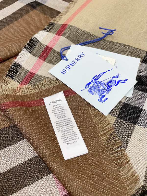 Burberry Scarf BBC00190