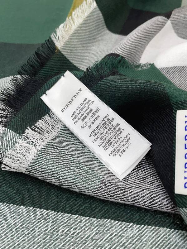 Burberry Scarf BBC00198