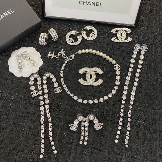 Chanel Earrings CE15262