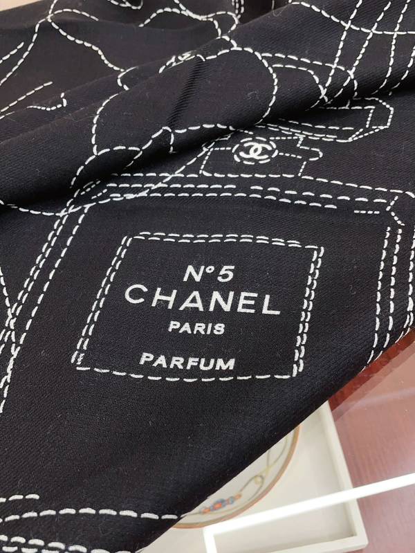 Chanel Scarf CHC00423