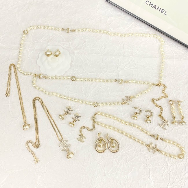 Chanel necklace CE15268