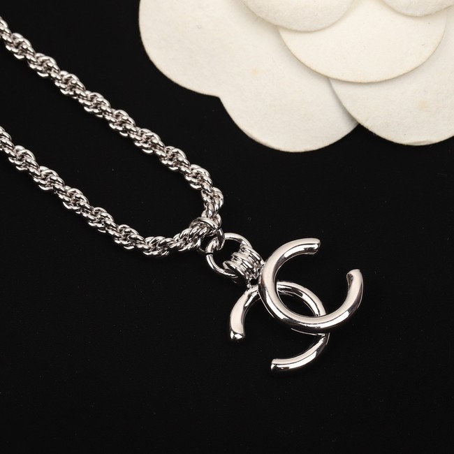 Chanel necklace CE15294