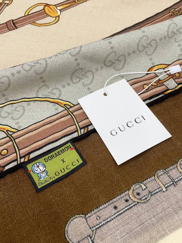 Gucci Scarf GUC00384